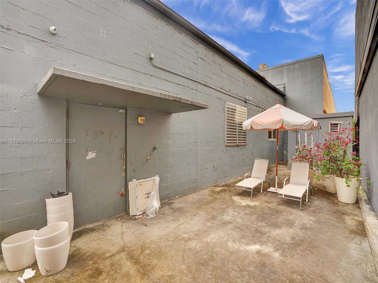 2047 NW 24th Ave, Miami, Florida 33142, ,Commerciallease,For Rent,2047 NW 24th Ave,A11533626