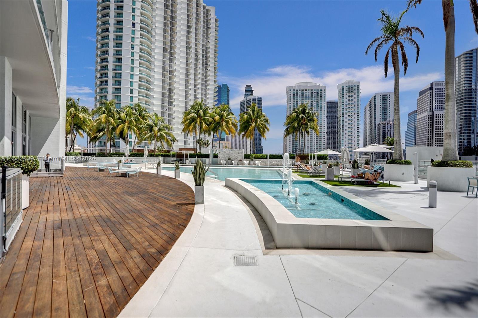 90 SW 3rd St 2707, Miami, Florida 33130, 2 Bedrooms Bedrooms, ,2 BathroomsBathrooms,Residential,For Sale,90 SW 3rd St 2707,A11532839