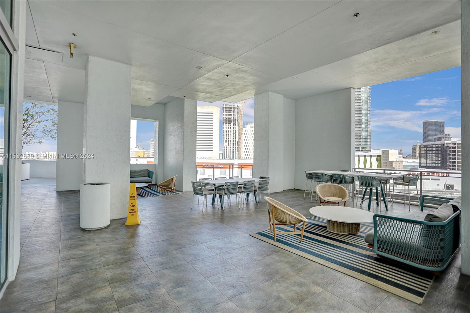 90 SW 3rd St 2707, Miami, Florida 33130, 2 Bedrooms Bedrooms, ,2 BathroomsBathrooms,Residential,For Sale,90 SW 3rd St 2707,A11532839