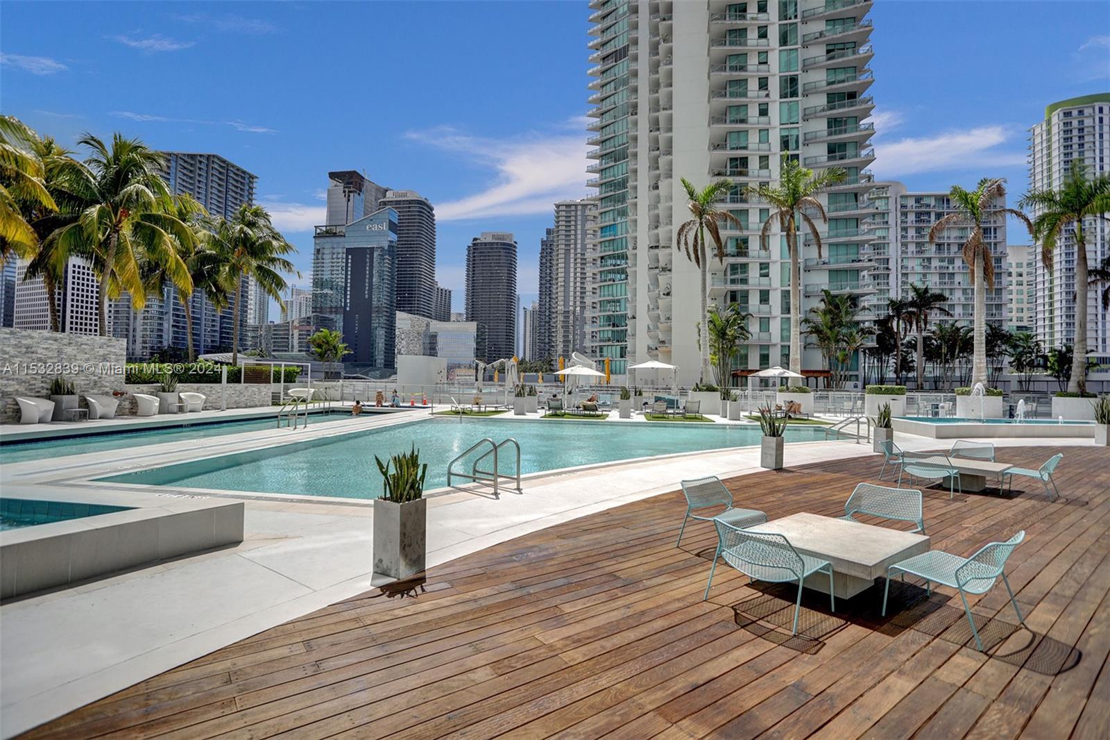 90 SW 3rd St 2707, Miami, Florida 33130, 2 Bedrooms Bedrooms, ,2 BathroomsBathrooms,Residential,For Sale,90 SW 3rd St 2707,A11532839
