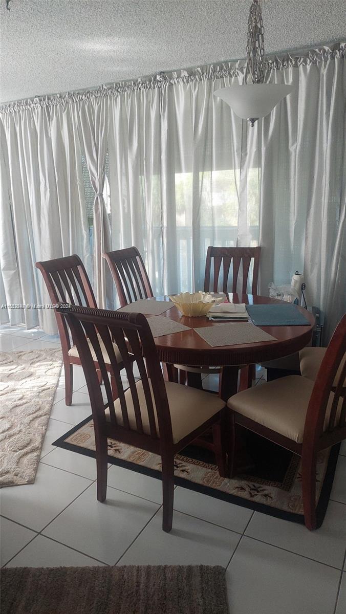 6921 Environ Blvd 4P, Lauderhill, Florida 33319, 2 Bedrooms Bedrooms, ,2 BathroomsBathrooms,Residential,For Sale,6921 Environ Blvd 4P,A11532342