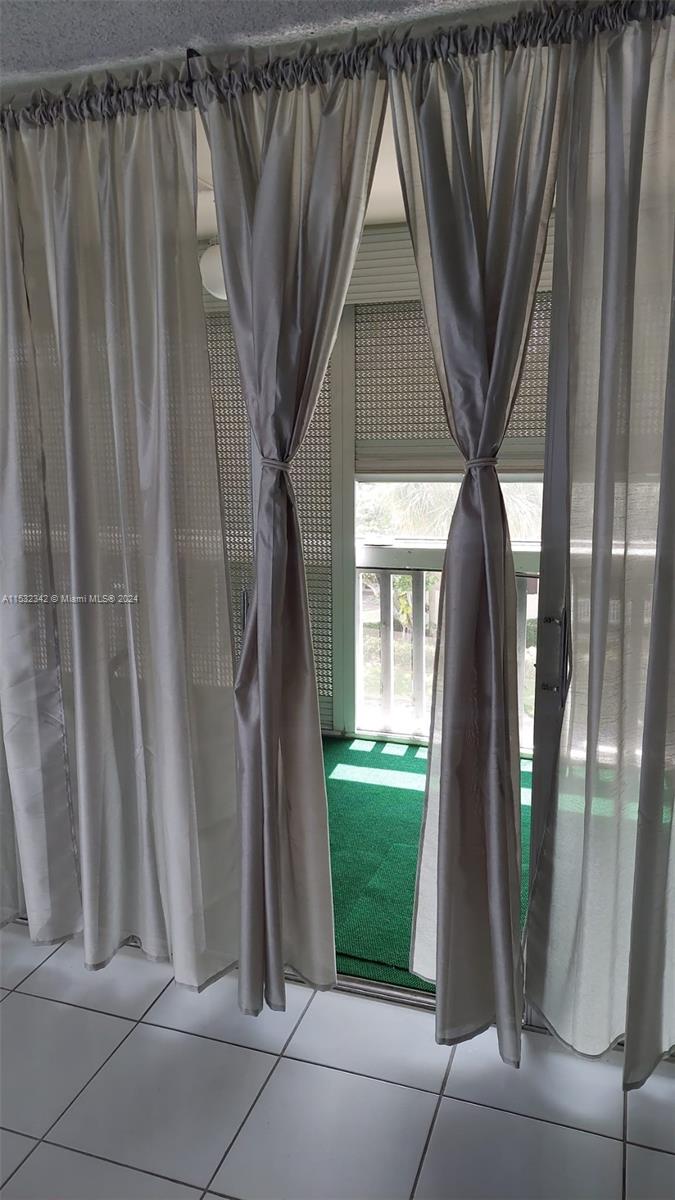 6921 Environ Blvd 4P, Lauderhill, Florida 33319, 2 Bedrooms Bedrooms, ,2 BathroomsBathrooms,Residential,For Sale,6921 Environ Blvd 4P,A11532342
