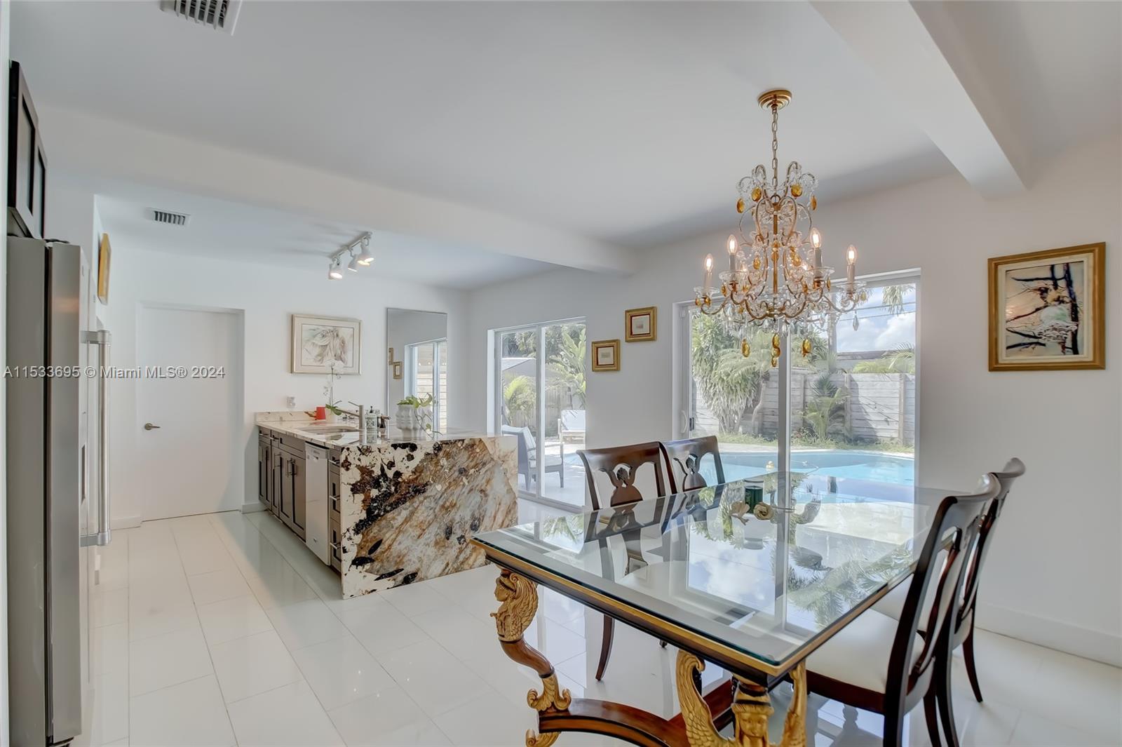 2601 NE 11th Ct, Fort Lauderdale, Florida 33304, 3 Bedrooms Bedrooms, ,3 BathroomsBathrooms,Residentiallease,For Rent,2601 NE 11th Ct,A11533695
