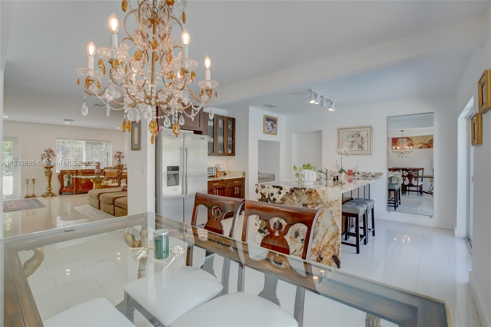 2601 NE 11th Ct, Fort Lauderdale, Florida 33304, 3 Bedrooms Bedrooms, ,3 BathroomsBathrooms,Residentiallease,For Rent,2601 NE 11th Ct,A11533695