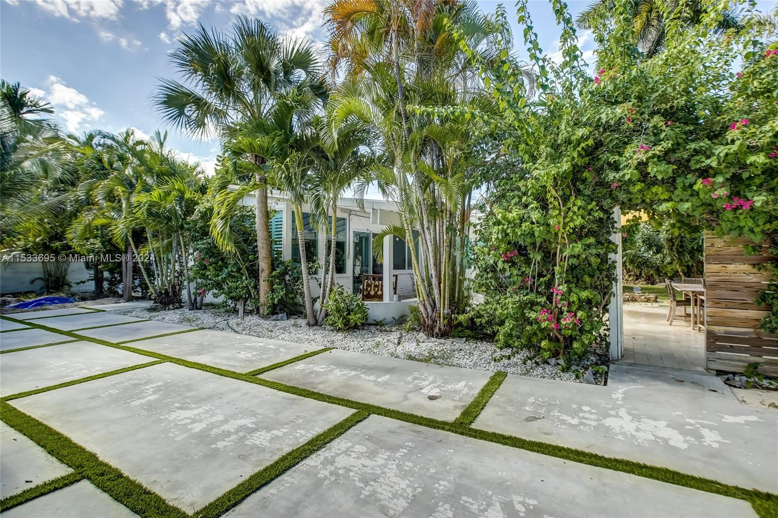 2601 NE 11th Ct, Fort Lauderdale, Florida 33304, 3 Bedrooms Bedrooms, ,3 BathroomsBathrooms,Residentiallease,For Rent,2601 NE 11th Ct,A11533695