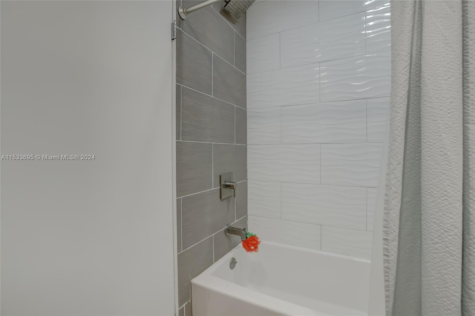 2601 NE 11th Ct, Fort Lauderdale, Florida 33304, 3 Bedrooms Bedrooms, ,3 BathroomsBathrooms,Residentiallease,For Rent,2601 NE 11th Ct,A11533695