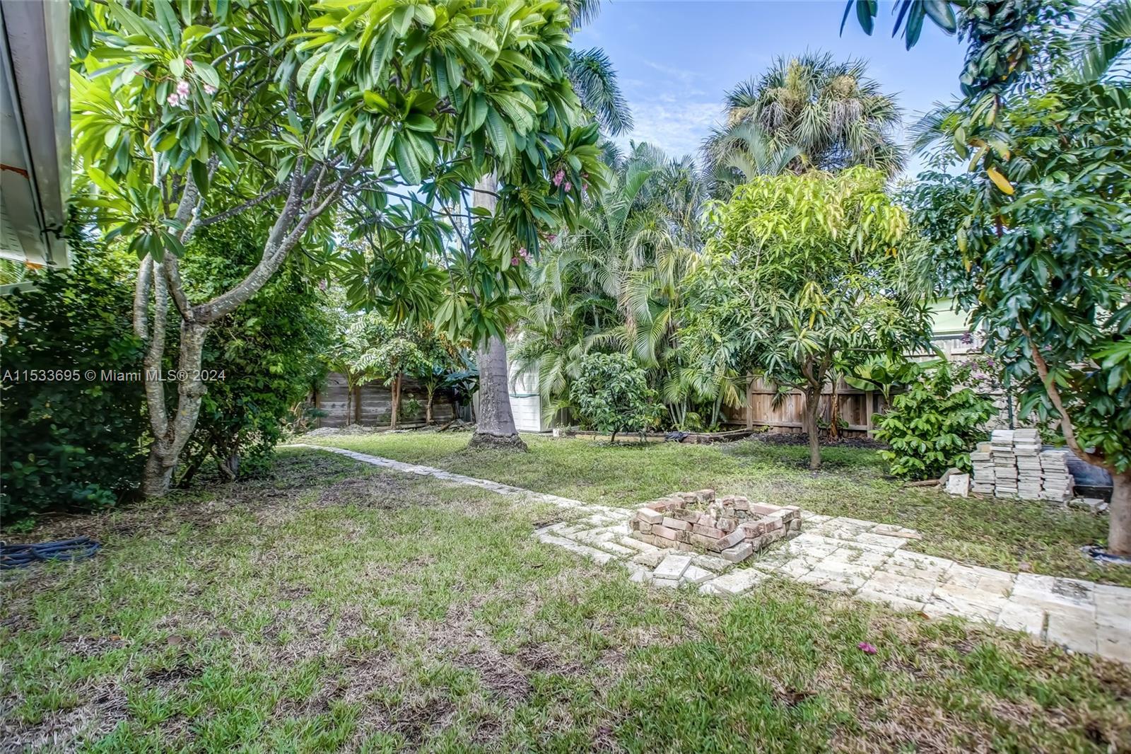 2601 NE 11th Ct, Fort Lauderdale, Florida 33304, 3 Bedrooms Bedrooms, ,3 BathroomsBathrooms,Residentiallease,For Rent,2601 NE 11th Ct,A11533695