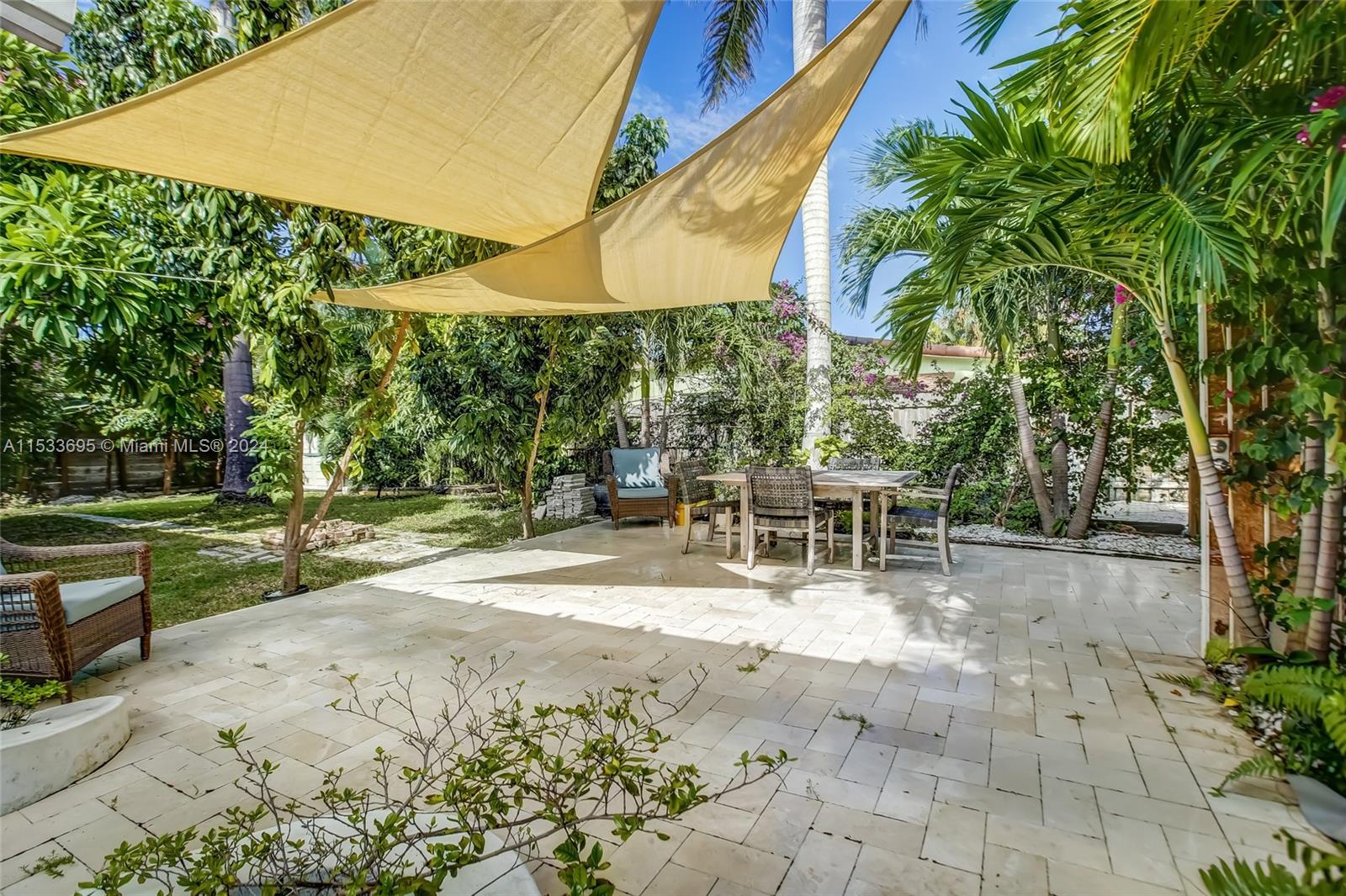 2601 NE 11th Ct, Fort Lauderdale, Florida 33304, 3 Bedrooms Bedrooms, ,3 BathroomsBathrooms,Residentiallease,For Rent,2601 NE 11th Ct,A11533695