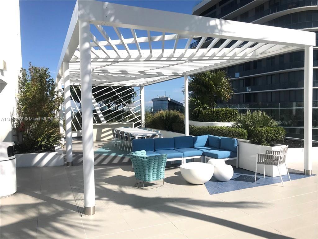45 SW 9th St 3707, Miami, Florida 33130, 1 Bedroom Bedrooms, ,1 BathroomBathrooms,Residential,For Sale,45 SW 9th St 3707,A11532578
