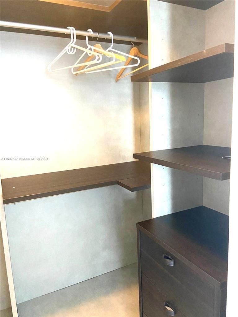 45 SW 9th St 3707, Miami, Florida 33130, 1 Bedroom Bedrooms, ,1 BathroomBathrooms,Residential,For Sale,45 SW 9th St 3707,A11532578