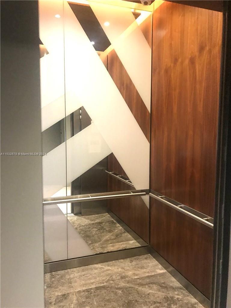 45 SW 9th St 3707, Miami, Florida 33130, 1 Bedroom Bedrooms, ,1 BathroomBathrooms,Residential,For Sale,45 SW 9th St 3707,A11532578