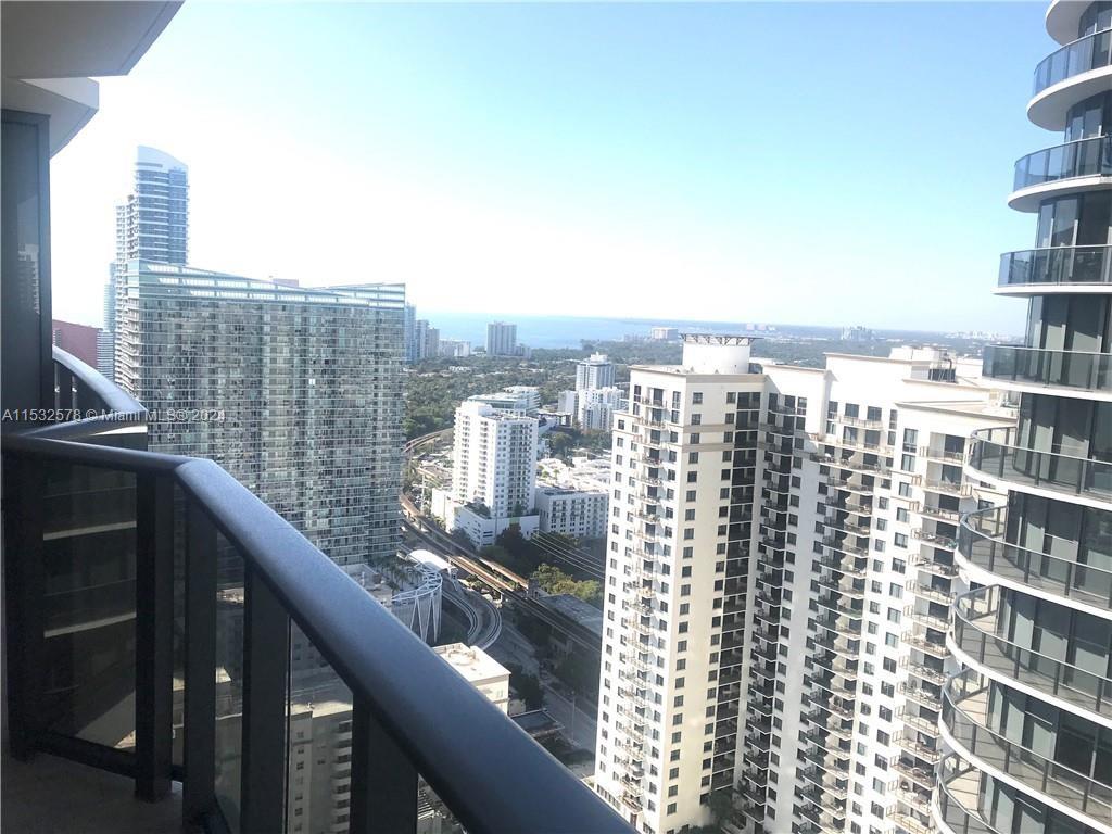45 SW 9th St 3707, Miami, Florida 33130, 1 Bedroom Bedrooms, ,1 BathroomBathrooms,Residential,For Sale,45 SW 9th St 3707,A11532578