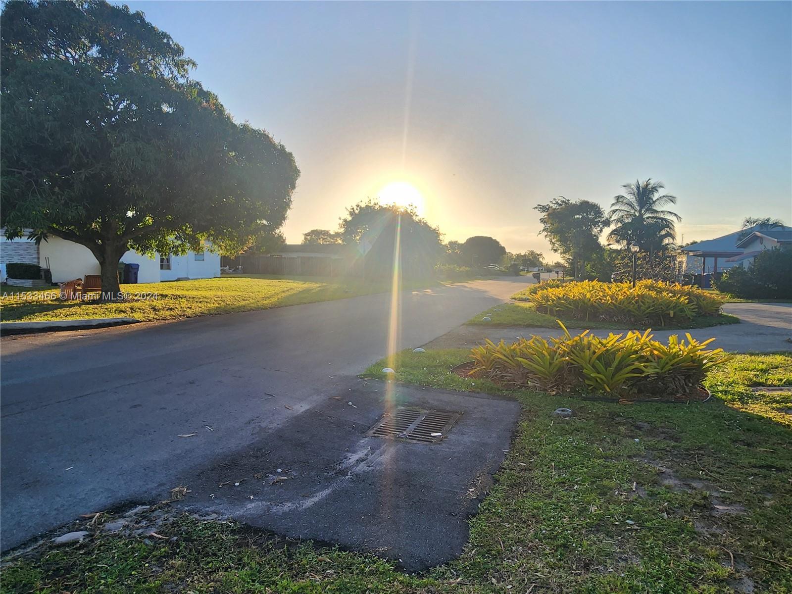 2503 NW 16th Ct 2503, Fort Lauderdale, Florida 33311, 5 Bedrooms Bedrooms, ,2 BathroomsBathrooms,Residentiallease,For Rent,2503 NW 16th Ct 2503,A11533466