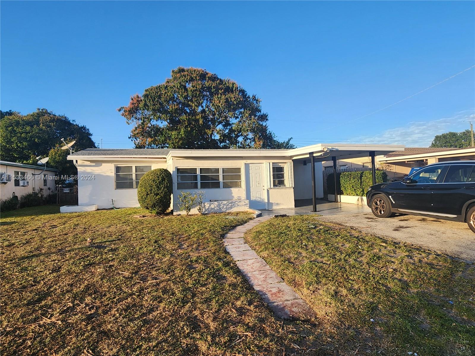 2503 NW 16th Ct 2503, Fort Lauderdale, Florida 33311, 5 Bedrooms Bedrooms, ,2 BathroomsBathrooms,Residentiallease,For Rent,2503 NW 16th Ct 2503,A11533466