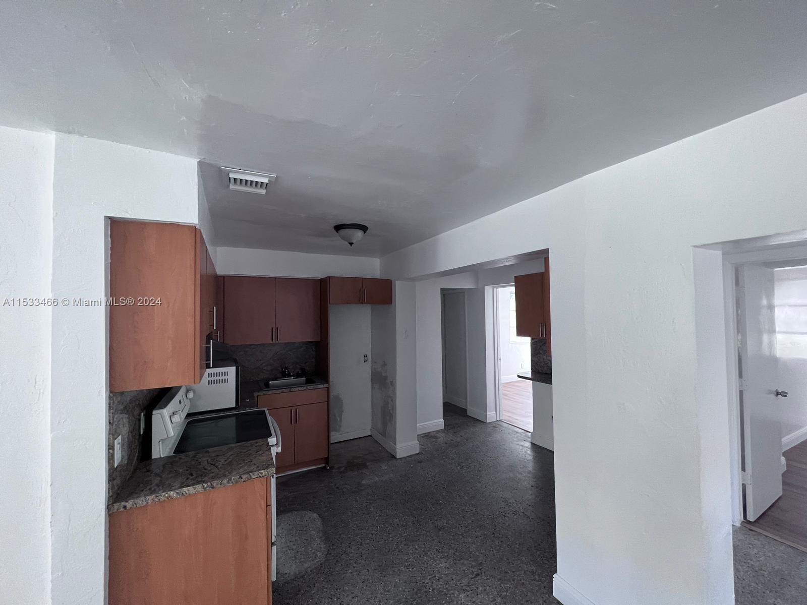 2503 NW 16th Ct 2503, Fort Lauderdale, Florida 33311, 5 Bedrooms Bedrooms, ,2 BathroomsBathrooms,Residentiallease,For Rent,2503 NW 16th Ct 2503,A11533466