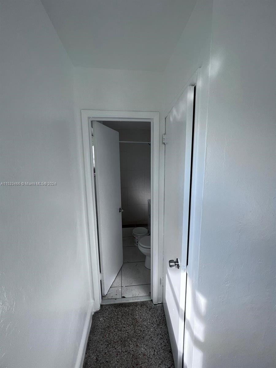 2503 NW 16th Ct 2503, Fort Lauderdale, Florida 33311, 5 Bedrooms Bedrooms, ,2 BathroomsBathrooms,Residentiallease,For Rent,2503 NW 16th Ct 2503,A11533466