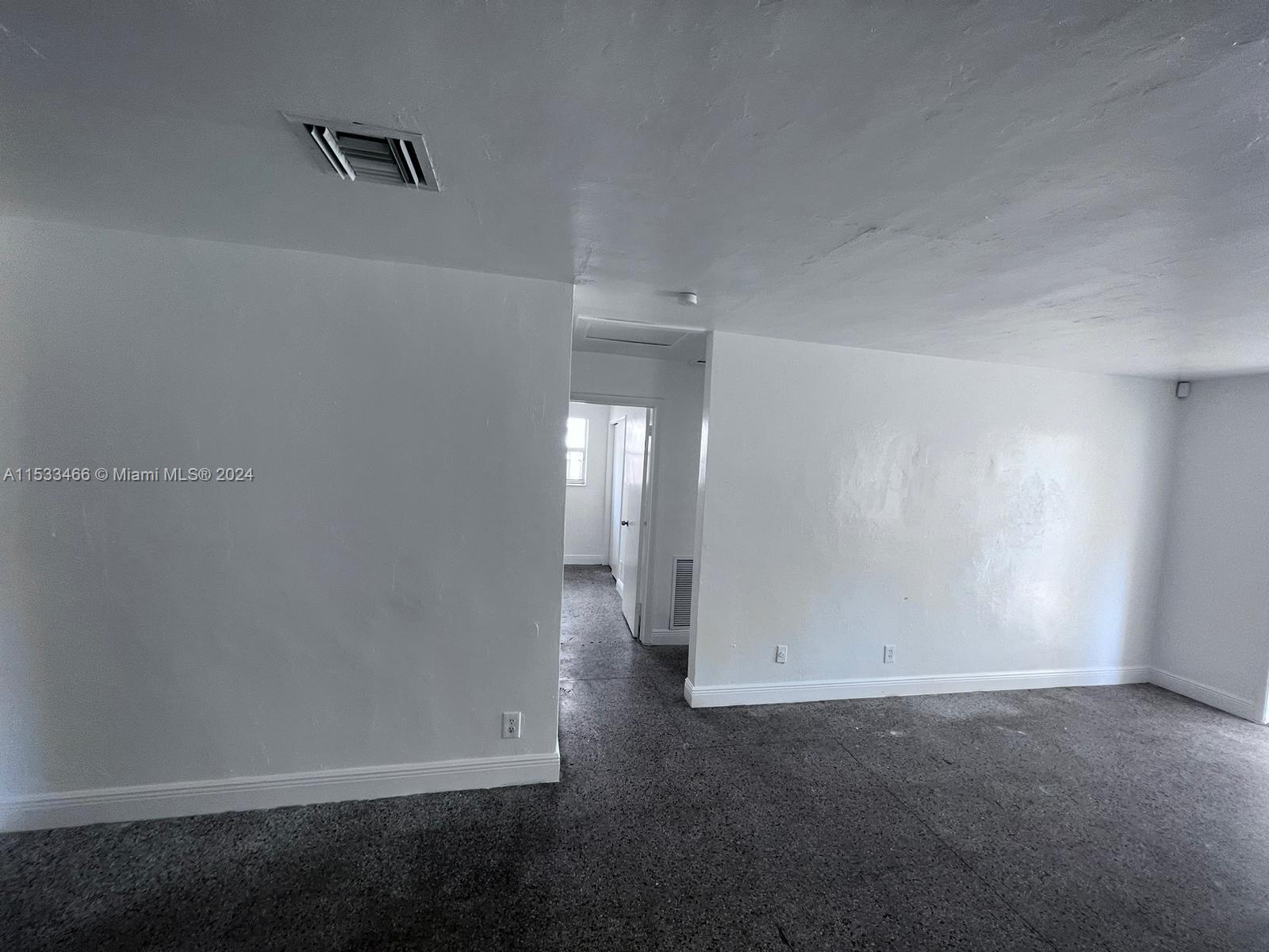 2503 NW 16th Ct 2503, Fort Lauderdale, Florida 33311, 5 Bedrooms Bedrooms, ,2 BathroomsBathrooms,Residentiallease,For Rent,2503 NW 16th Ct 2503,A11533466