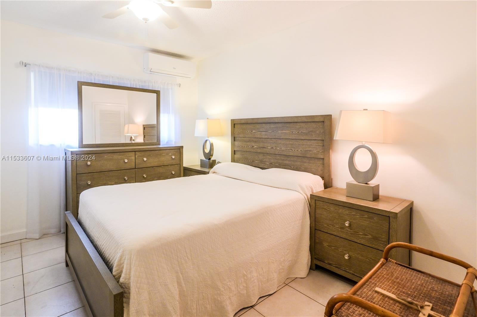 800 SW 11th Ave 9A, Hallandale Beach, Florida 33009, 2 Bedrooms Bedrooms, ,1 BathroomBathrooms,Residential,For Sale,800 SW 11th Ave 9A,A11533607