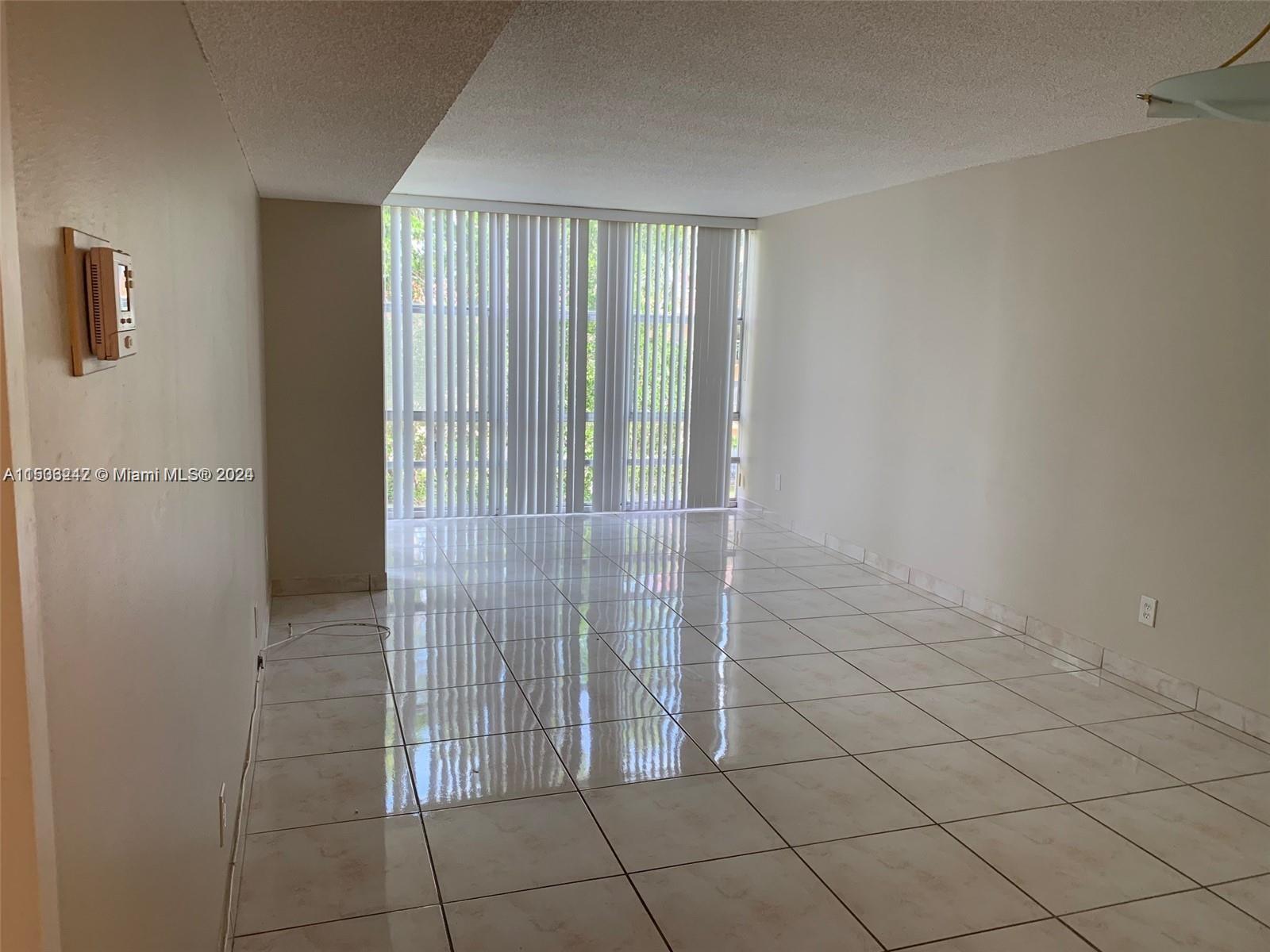 200 172nd St 303, Sunny Isles Beach, Florida 33160, 1 Bedroom Bedrooms, ,1 BathroomBathrooms,Residential,For Sale,200 172nd St 303,A11533242