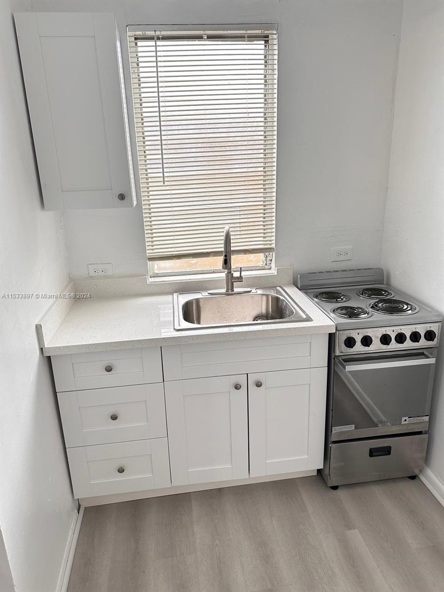 265 E 7th St 8, Hialeah, Florida 33010, ,1 BathroomBathrooms,Residentiallease,For Rent,265 E 7th St 8,A11533897
