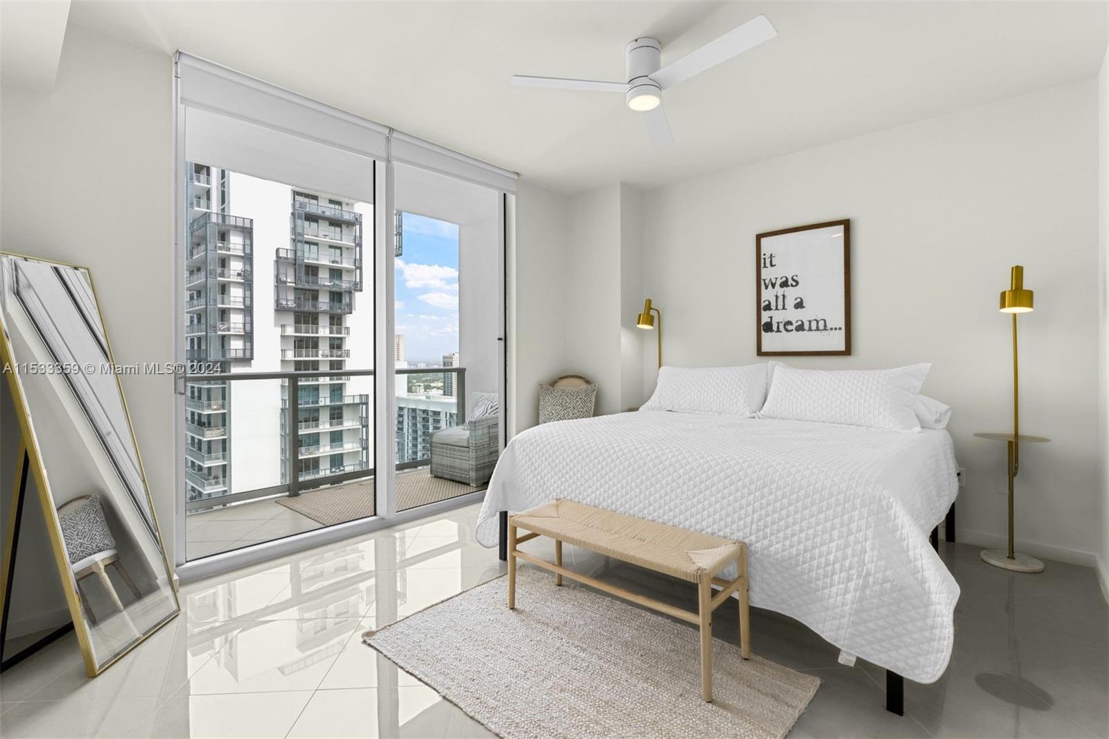 300 S Biscayne Blvd T-3407, Miami, Florida 33131, 1 Bedroom Bedrooms, ,1 BathroomBathrooms,Residentiallease,For Rent,300 S Biscayne Blvd T-3407,A11533359