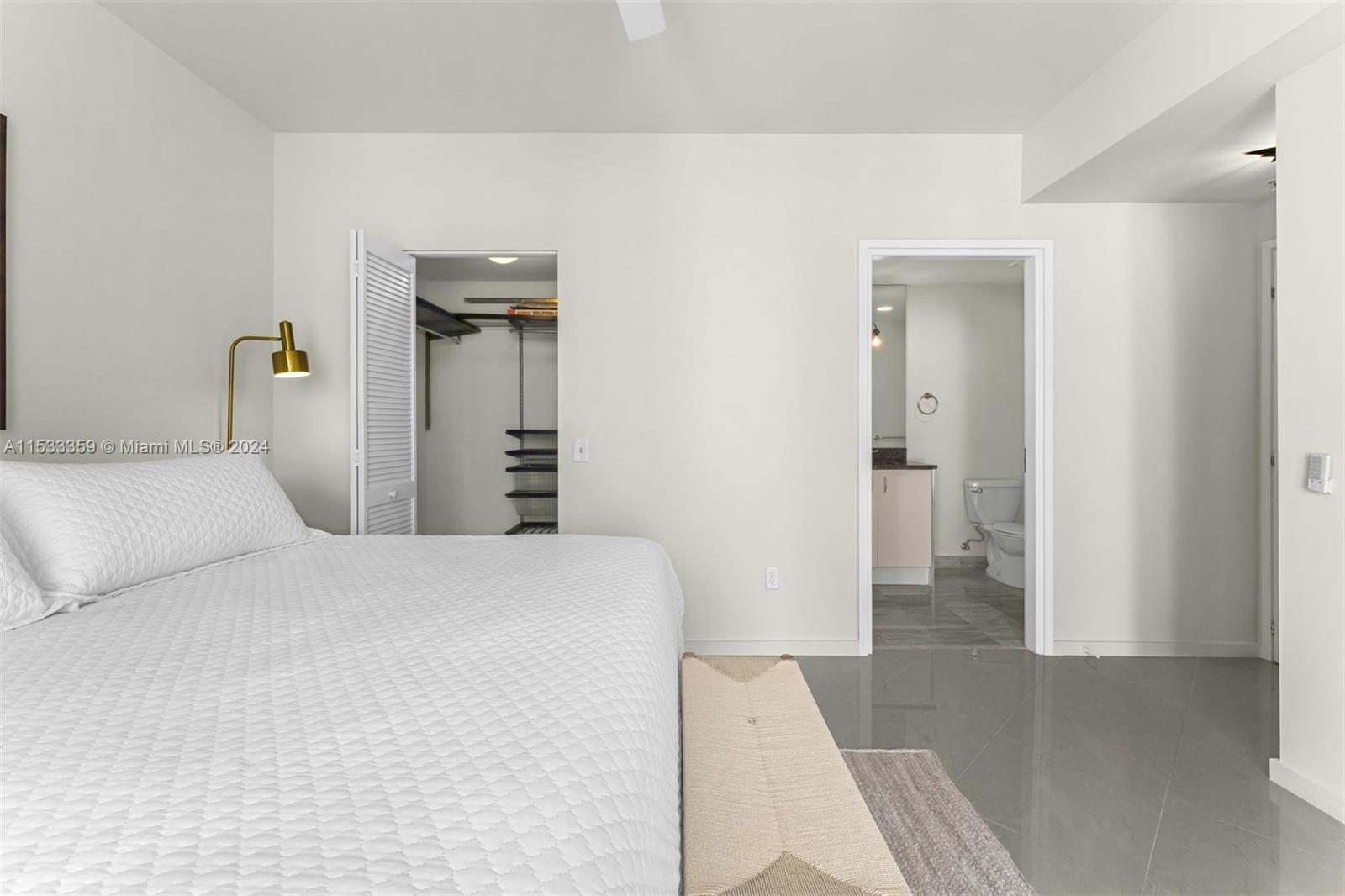 300 S Biscayne Blvd T-3407, Miami, Florida 33131, 1 Bedroom Bedrooms, ,1 BathroomBathrooms,Residentiallease,For Rent,300 S Biscayne Blvd T-3407,A11533359