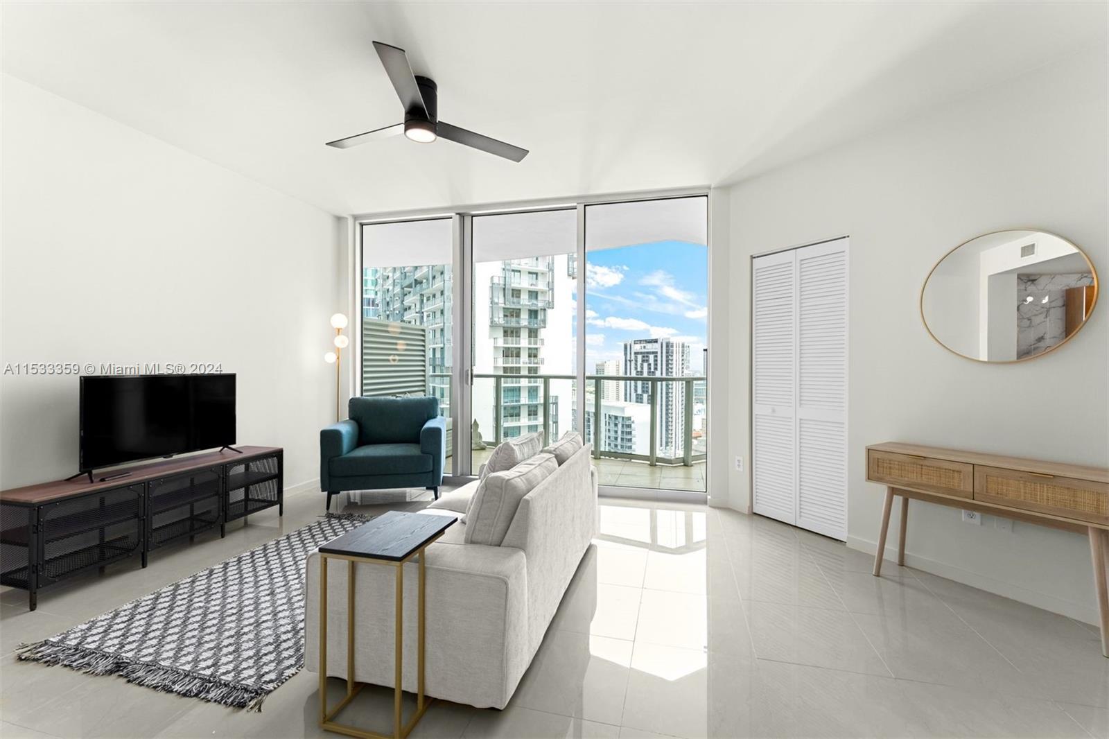 300 S Biscayne Blvd T-3407, Miami, Florida 33131, 1 Bedroom Bedrooms, ,1 BathroomBathrooms,Residentiallease,For Rent,300 S Biscayne Blvd T-3407,A11533359