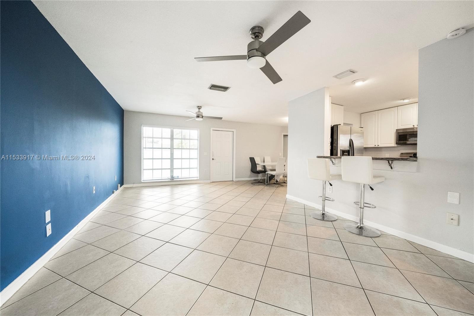 9523 NW 26th St, Sunrise, Florida 33322, 2 Bedrooms Bedrooms, ,2 BathroomsBathrooms,Residentiallease,For Rent,9523 NW 26th St,A11533917