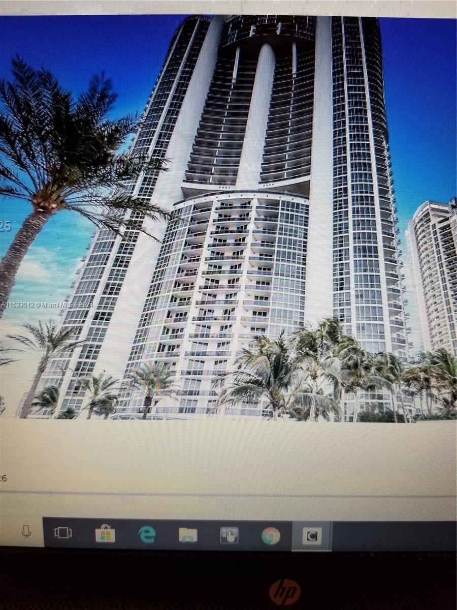 Trump Palace Condo outside view