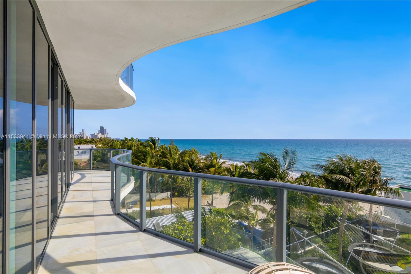 19575 Collins Ave 5, Sunny Isles Beach, Florida 33160, 4 Bedrooms Bedrooms, ,5 BathroomsBathrooms,Residentiallease,For Rent,19575 Collins Ave 5,A11533941