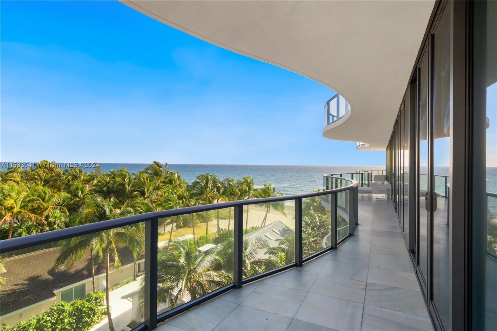 19575 Collins Ave 5, Sunny Isles Beach, Florida 33160, 4 Bedrooms Bedrooms, ,5 BathroomsBathrooms,Residentiallease,For Rent,19575 Collins Ave 5,A11533941