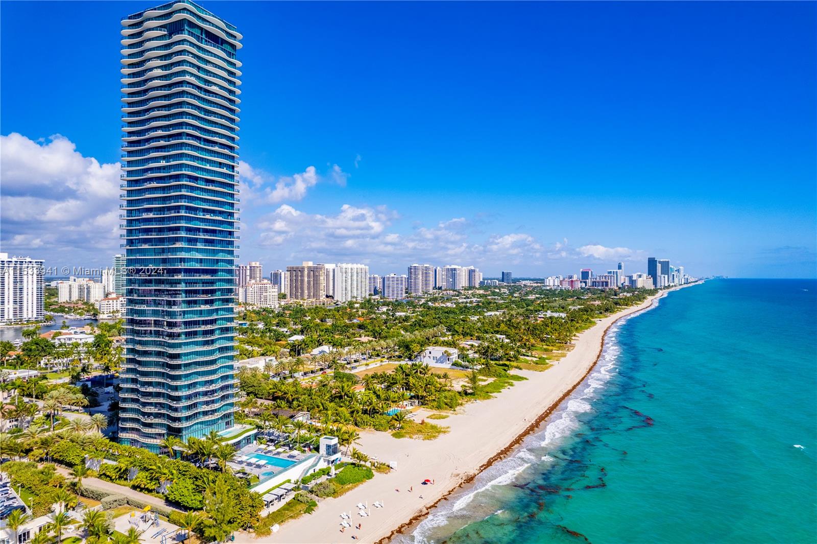 19575 Collins Ave 5, Sunny Isles Beach, Florida 33160, 4 Bedrooms Bedrooms, ,5 BathroomsBathrooms,Residentiallease,For Rent,19575 Collins Ave 5,A11533941