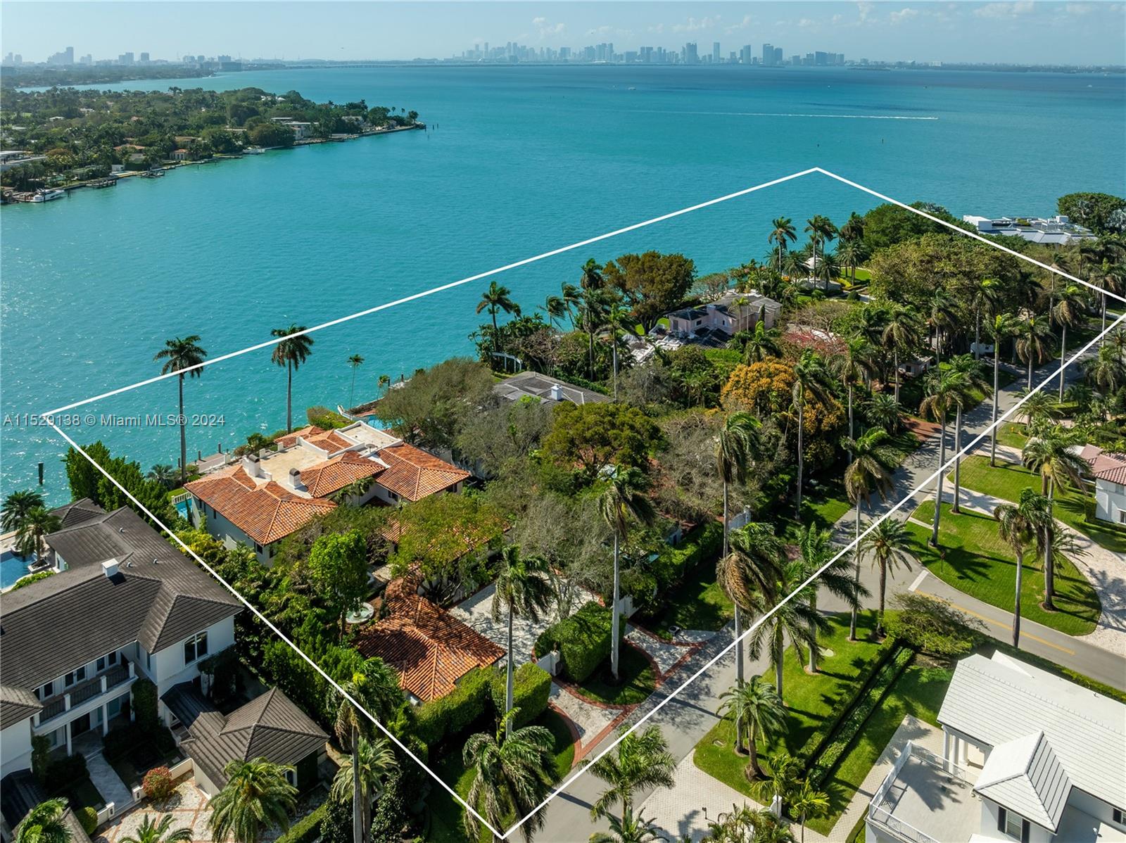 South Florida Residences For Sale, Miami Beach Luxury Real Estate