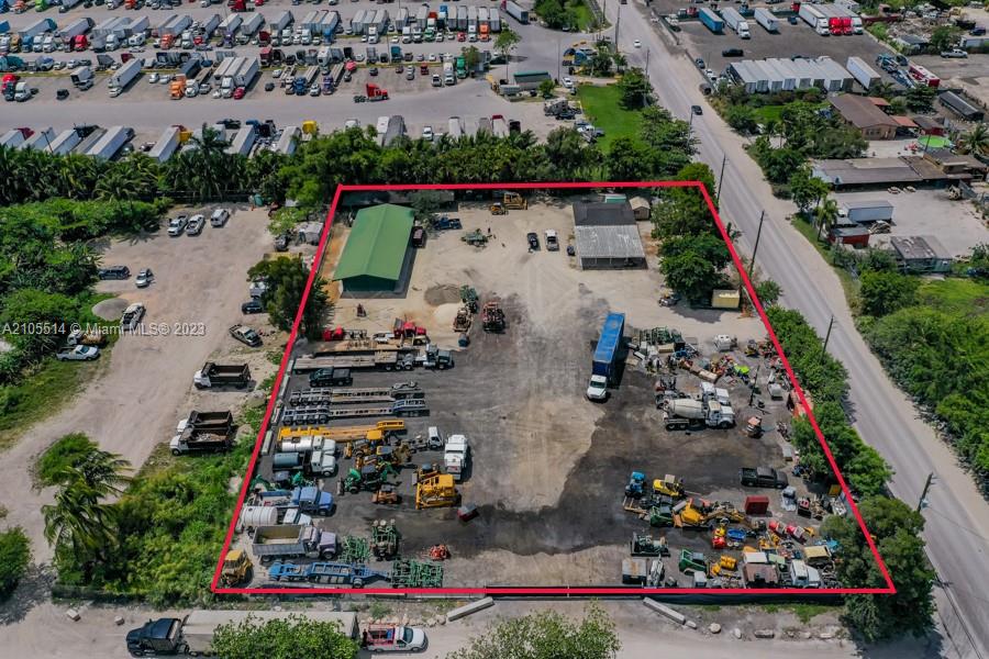 15721 NW 122 AVE  For Sale A2105514, FL