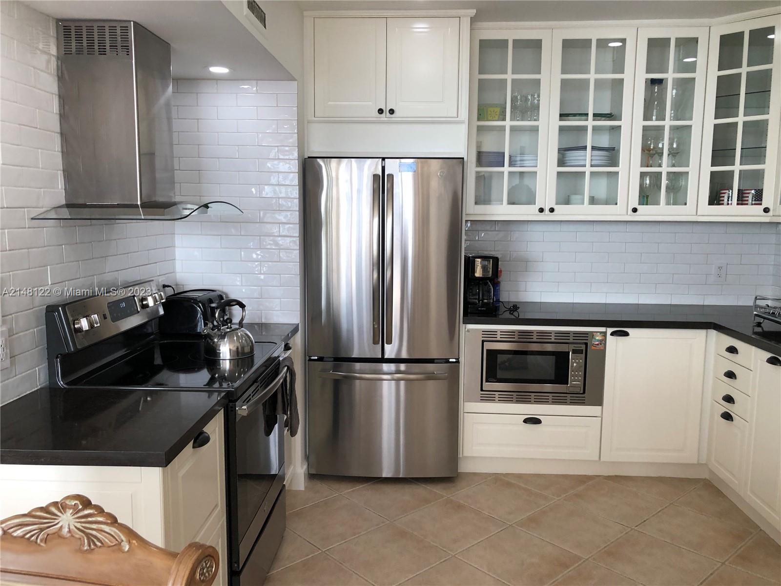 3505 S OCEAN DR 1015, Hollywood, Florida 33019, 1 Bedroom Bedrooms, ,1 BathroomBathrooms,Residentiallease,For Rent,3505 S OCEAN DR 1015,A2148122