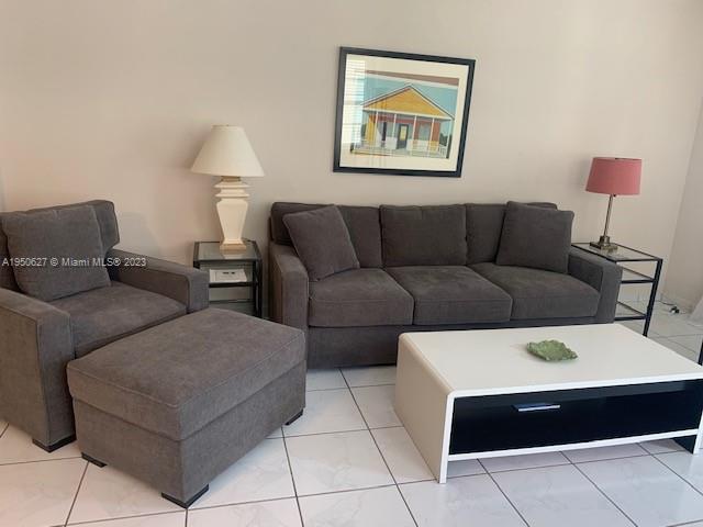 100 LINCOLN RD 821, Miami Beach, Florida 33139, 1 Bedroom Bedrooms, ,1 BathroomBathrooms,Residentiallease,For Rent,100 LINCOLN RD 821,A1950627