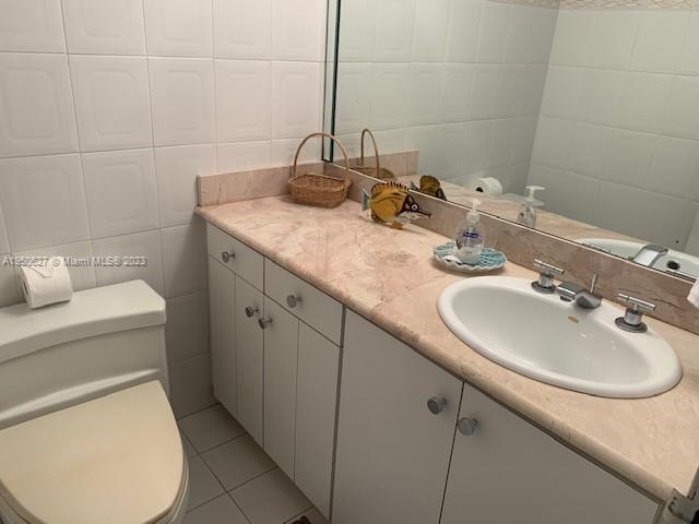 100 LINCOLN RD 821, Miami Beach, Florida 33139, 1 Bedroom Bedrooms, ,1 BathroomBathrooms,Residentiallease,For Rent,100 LINCOLN RD 821,A1950627