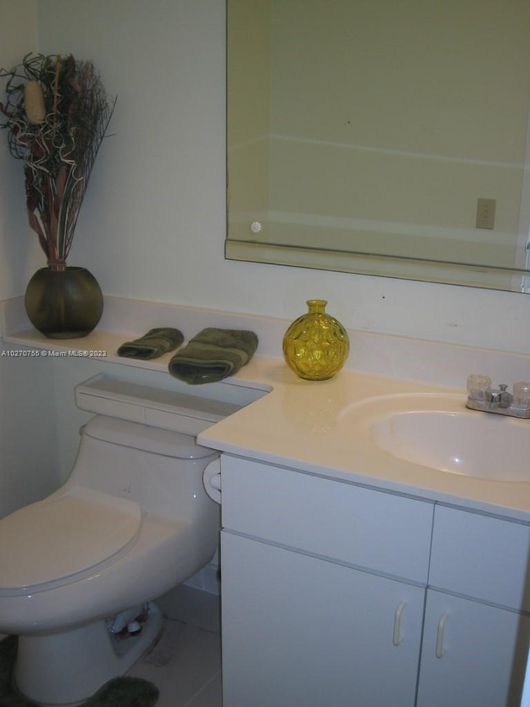 3505 S OCEAN DR 1111, Hollywood, Florida 33019, 1 Bedroom Bedrooms, ,1 BathroomBathrooms,Residentiallease,For Rent,3505 S OCEAN DR 1111,A10270755
