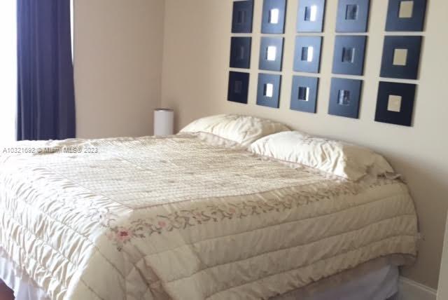 6365 Collins Ave 4209, Miami Beach, Florida 33141, 1 Bedroom Bedrooms, ,2 BathroomsBathrooms,Residentiallease,For Rent,6365 Collins Ave 4209,A10321692