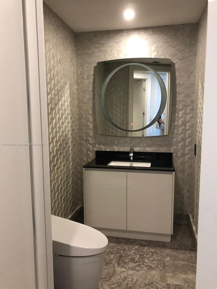 Sunny Isles Beach, Florida 33160, 4 Bedrooms Bedrooms, ,4 BathroomsBathrooms,Residential,For Sale,A10359337