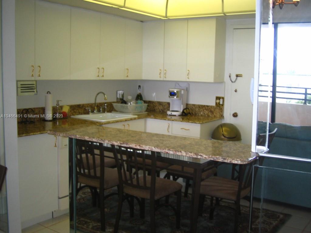 3505 S OCEAN DR 421, Hollywood, Florida 33019, 2 Bedrooms Bedrooms, ,2 BathroomsBathrooms,Residentiallease,For Rent,3505 S OCEAN DR 421,A10466491