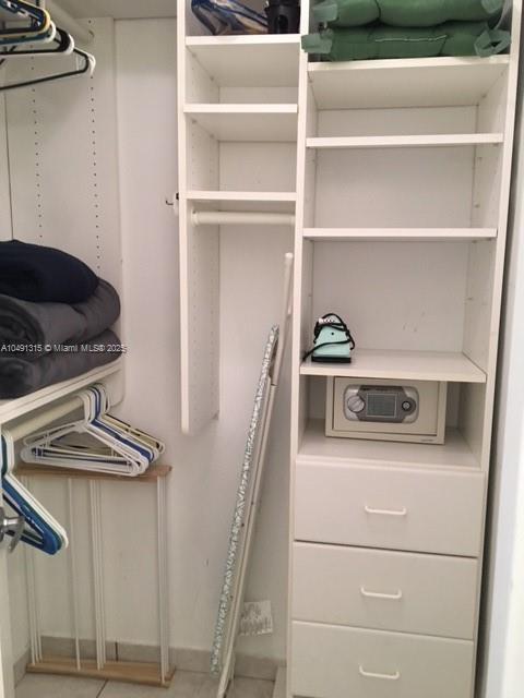 100 LINCOLN RD 1236, Miami Beach, Florida 33139, ,1 BathroomBathrooms,Residentiallease,For Rent,100 LINCOLN RD 1236,A10491315