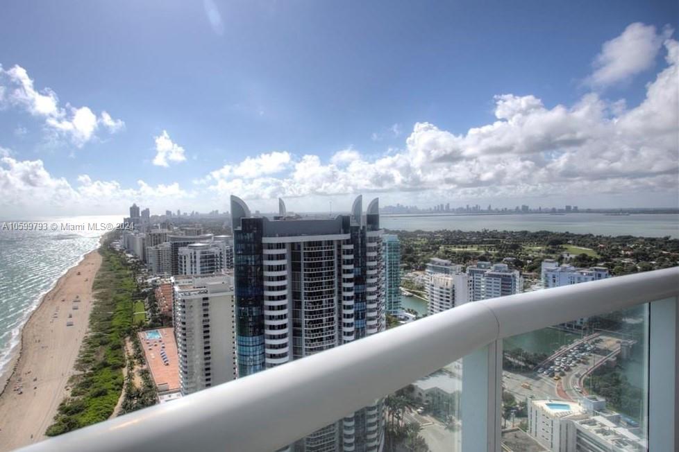 6365 SE Collins Ave 3404, Miami Beach, Florida 33141, 2 Bedrooms Bedrooms, ,2 BathroomsBathrooms,Residentiallease,For Rent,6365 SE Collins Ave 3404,A10599793