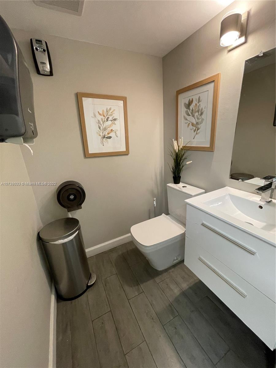 501 Golden Isles Dr 204-G, Florida 33009, ,Commerciallease,For Rent,501 Golden Isles Dr 204-G,A10738033