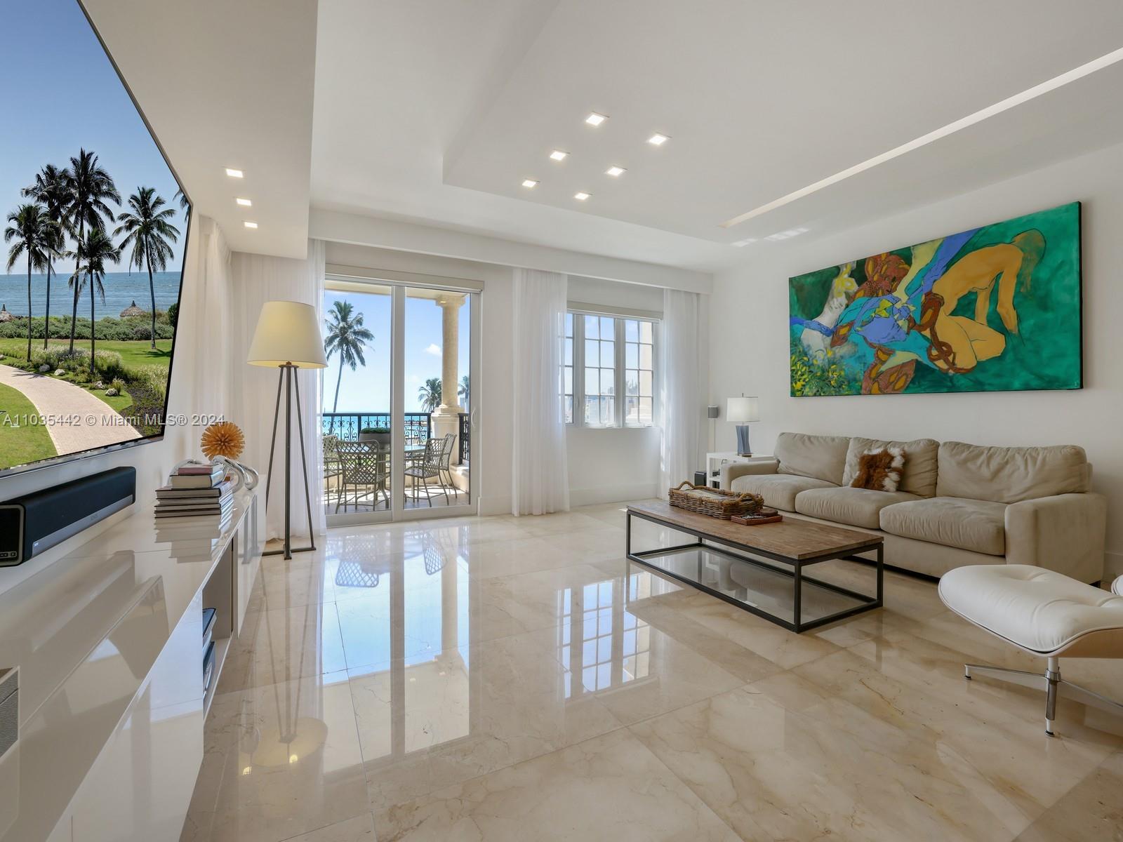 Photo 2 of Seaside Condo Apt 19223 in Miami Beach - MLS A11035442