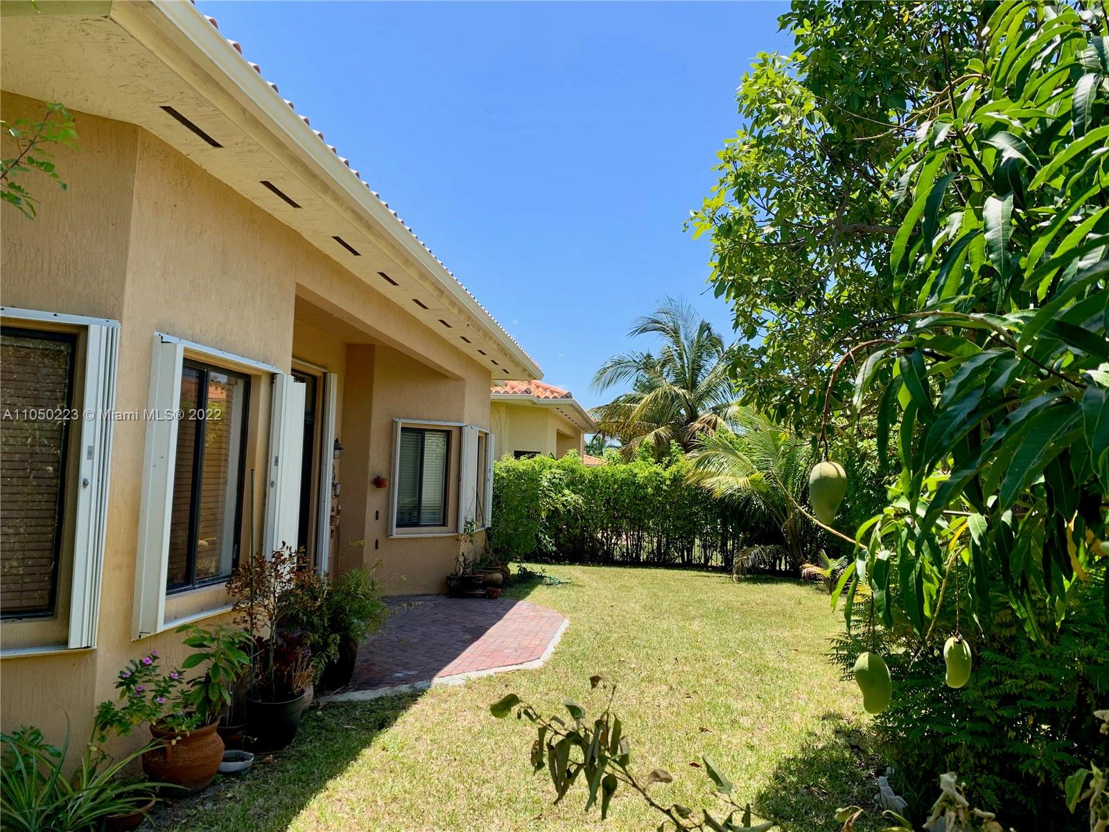 Photo 2 of 7737 188th Ter in Cutler Bay - MLS A11050223