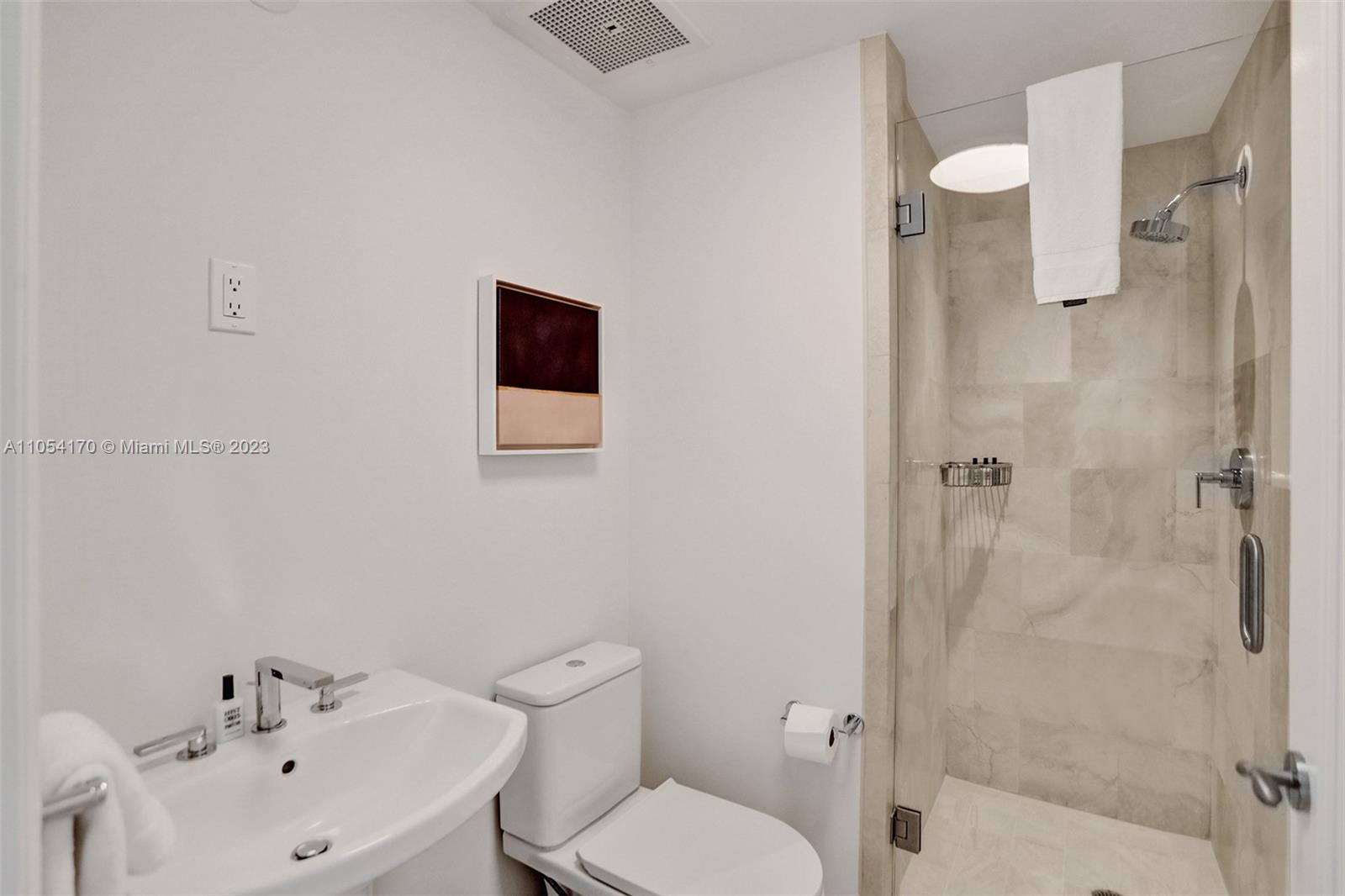 Second bathroom in 1 bedroom unit