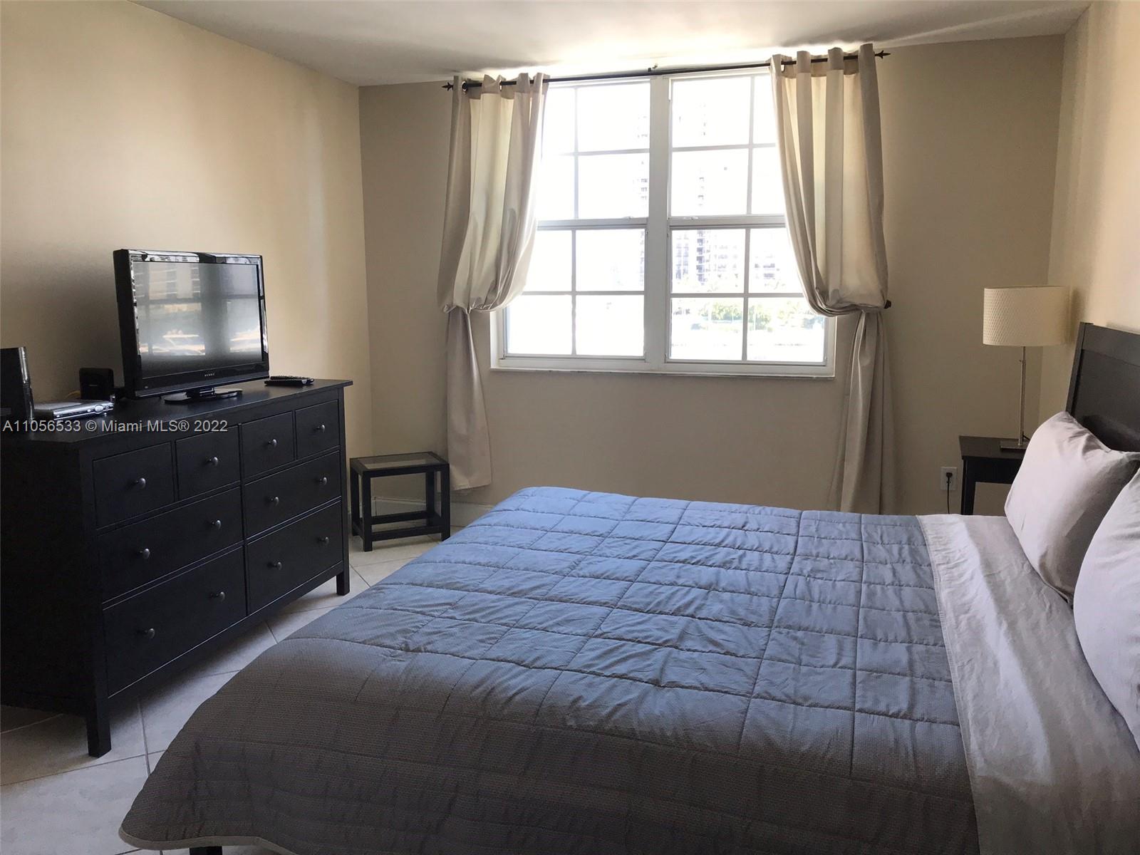 19877 E Country Club Dr 3504, Aventura, Florida 33180, 1 Bedroom Bedrooms, ,1 BathroomBathrooms,Residentiallease,For Rent,19877 E Country Club Dr 3504,A11056533