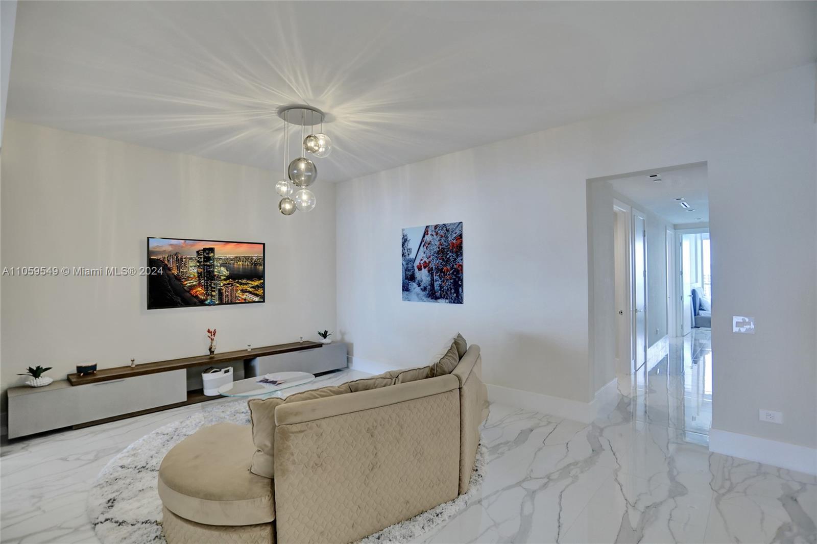 Listing Photo 14