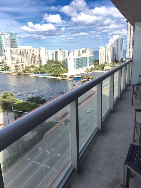 2602 E Hallandale Beach Blvd 403A, Hallandale Beach, Florida 33009, 1 Bedroom Bedrooms, ,1 BathroomBathrooms,Residentiallease,For Rent,2602 E Hallandale Beach Blvd 403A,A11083209
